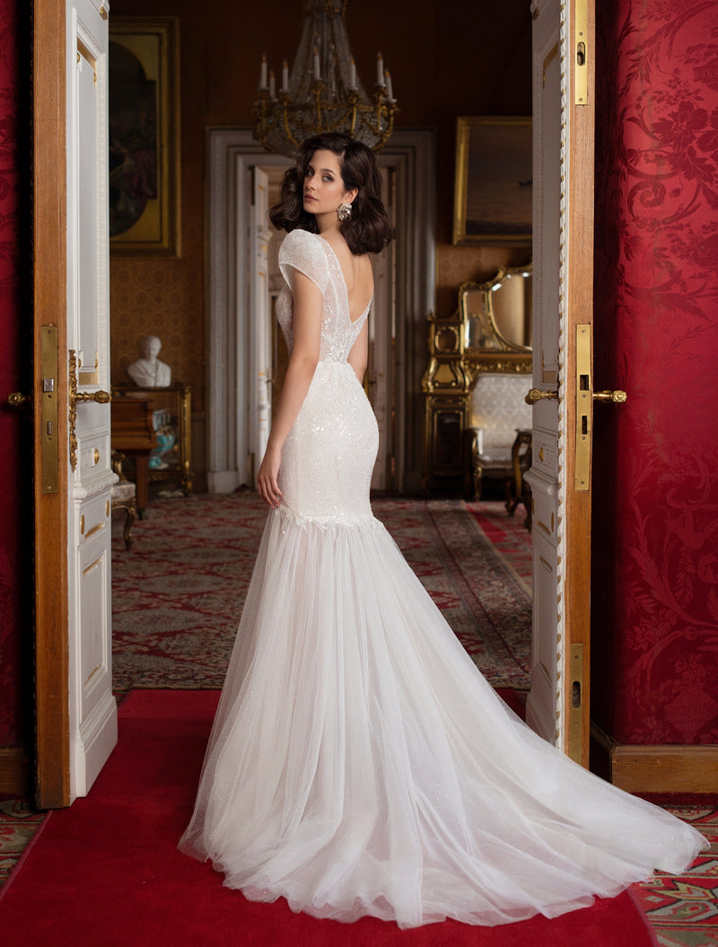 Stunning V-Neck Trumpet Cap Sleeve Wedding Dress