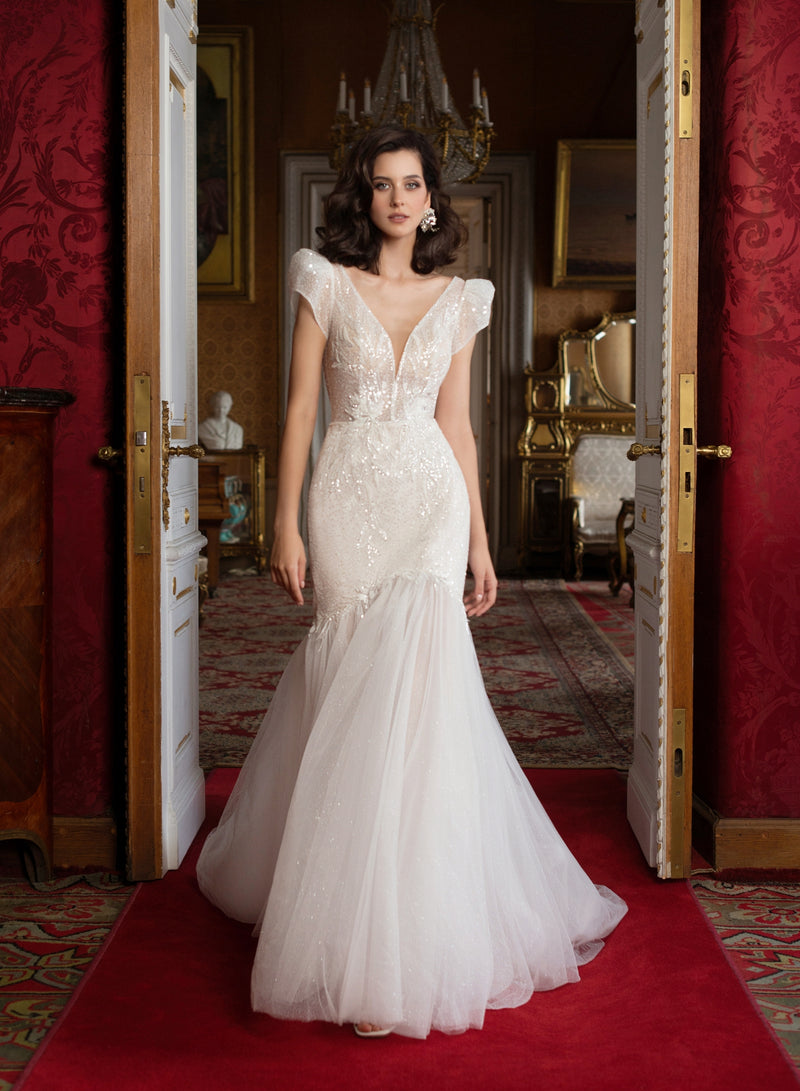 Stunning V-Neck Trumpet Cap Sleeve Wedding Dress