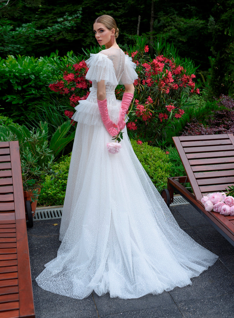 Robe de mariée trapèze à manches bouffantes et à pois