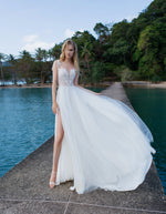 Sleeveless A-Line Sexy Wedding Gown