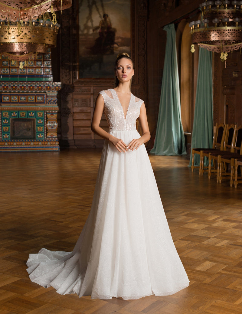 Robe de mariée trapèze sans manches à col en V