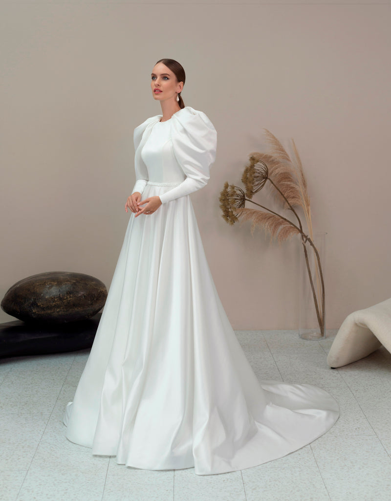 Robe de mariée modeste et élégante à manches longues