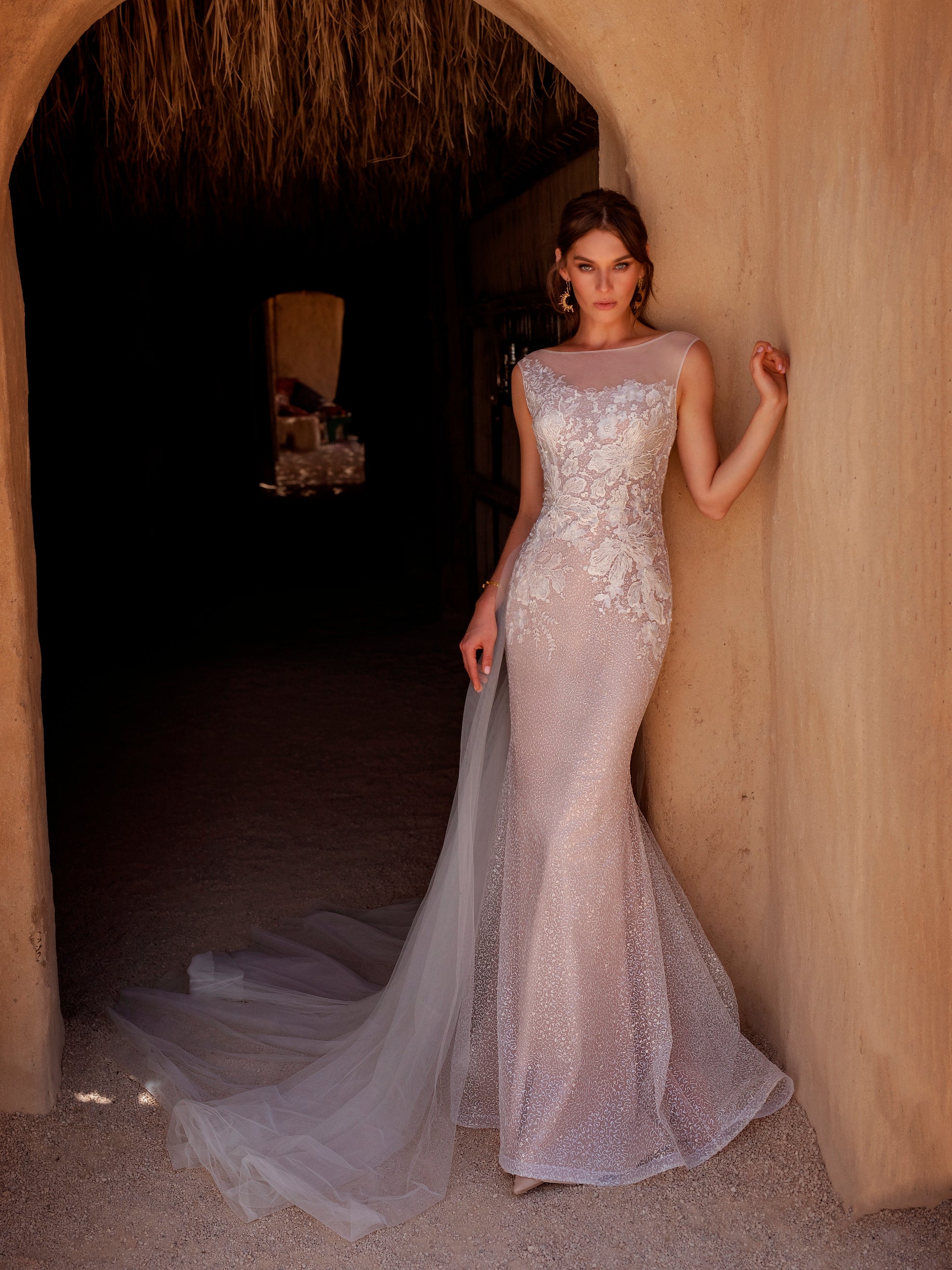 Sleeveless Mermaid Wedding Dress HAREM's Brides Sleeveless Mermaid Wedding Dress HAREM's Brides