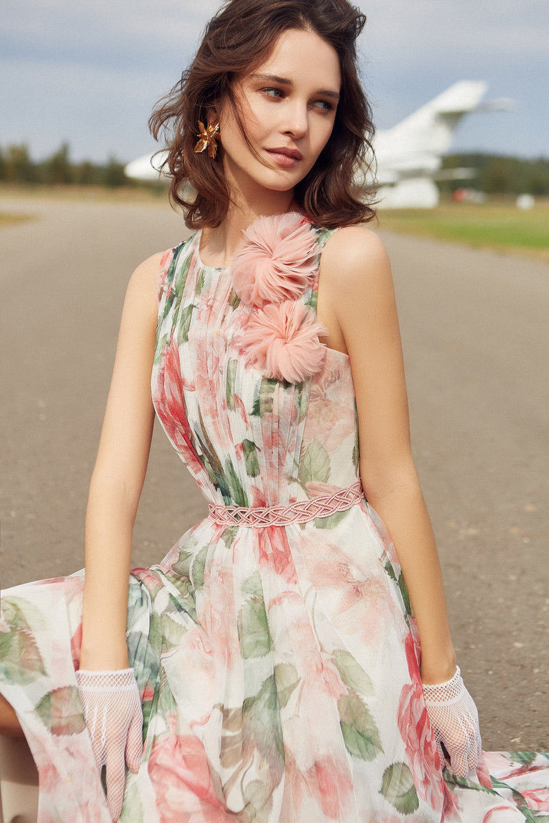 Vestido largo con estampado de flores y cuello alto