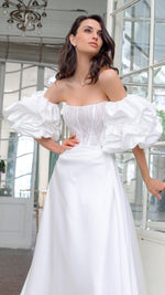 Vestido de noiva sem alças com mangas bufantes removíveis