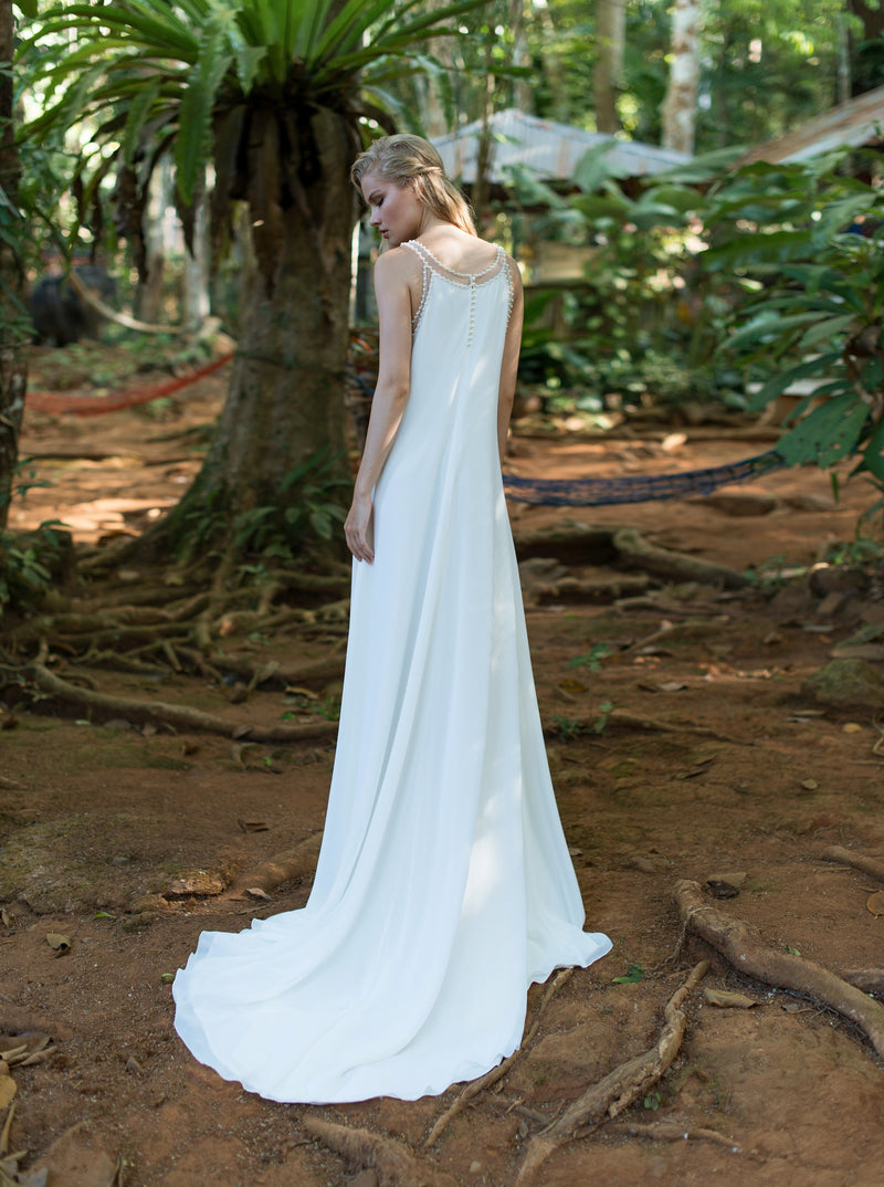 Minimalist Sleeveless Wedding Dress