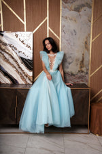 Vestido Maxi Asas de Anjo com Decote em V