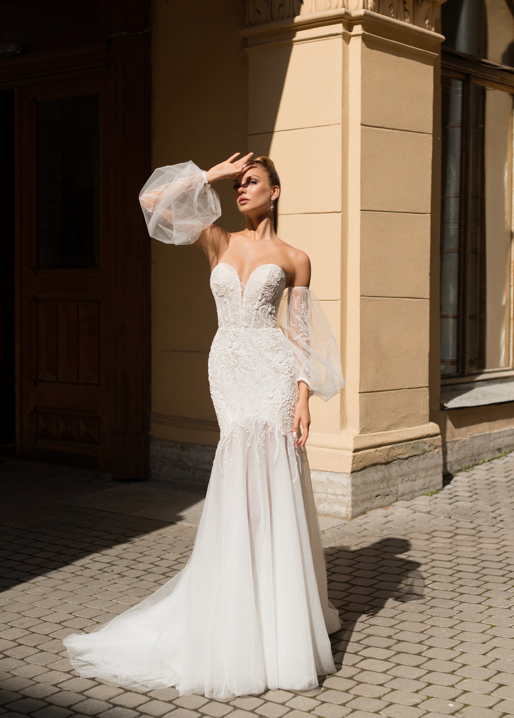 Trumpet Wedding Dress with Removable Sleeves – HAREM's Brides Trumpet Wedding Dress with Removable Sleeves – HAREM's Brides