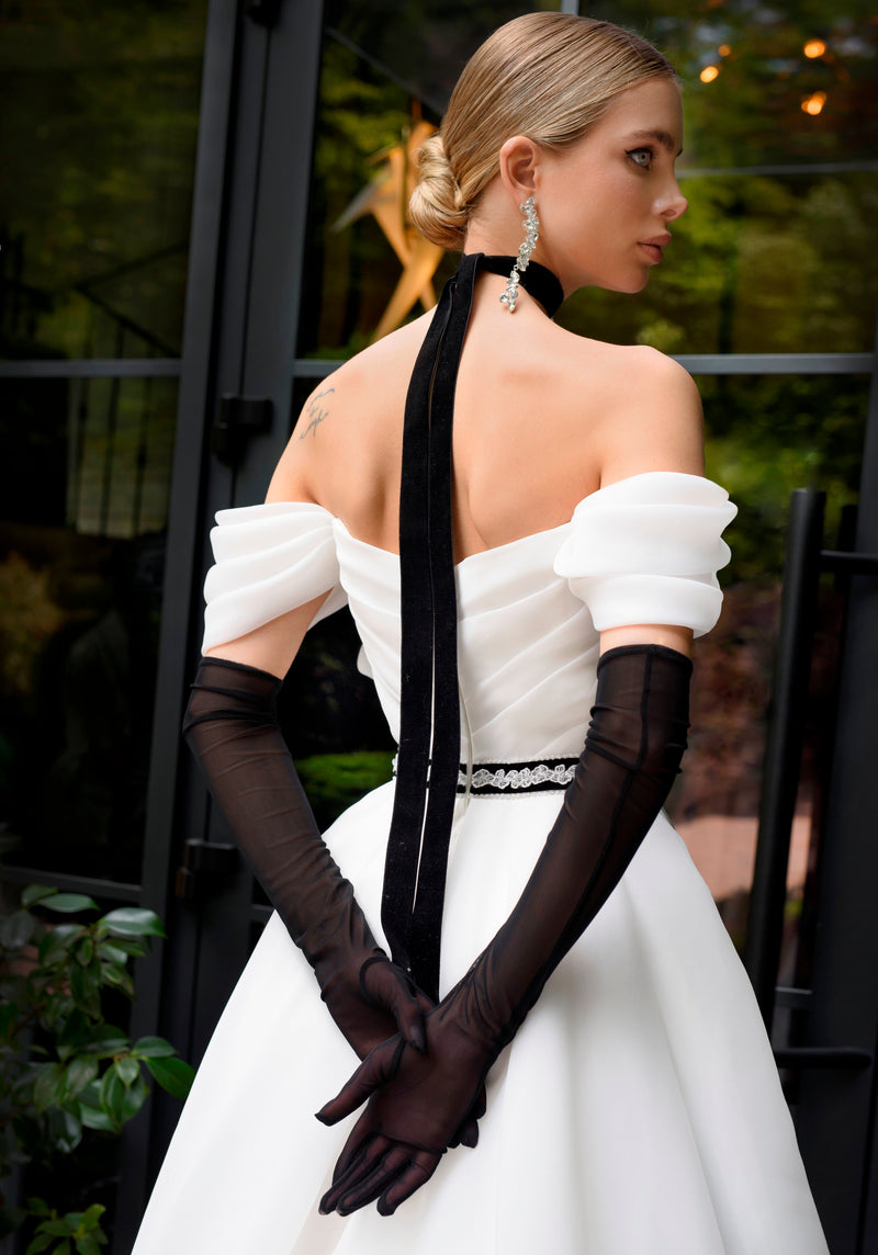 off shoulder wedding dress with gloves Off-Shoulder Lace Applique mermaid wedding dress with Gloves