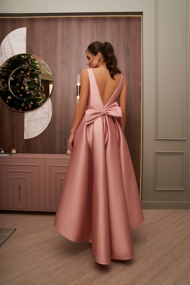 High-Low Bow-Back Sleeveless Asymmetric Dress HAREM's Brides High-Low Bow-Back Sleeveless Asymmetric Dress HAREM's Brides