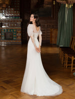Long Sleeve Exquisite Wedding Gown