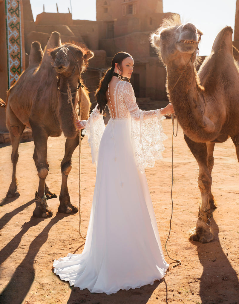 Robe de mariée bohème à manches cloche