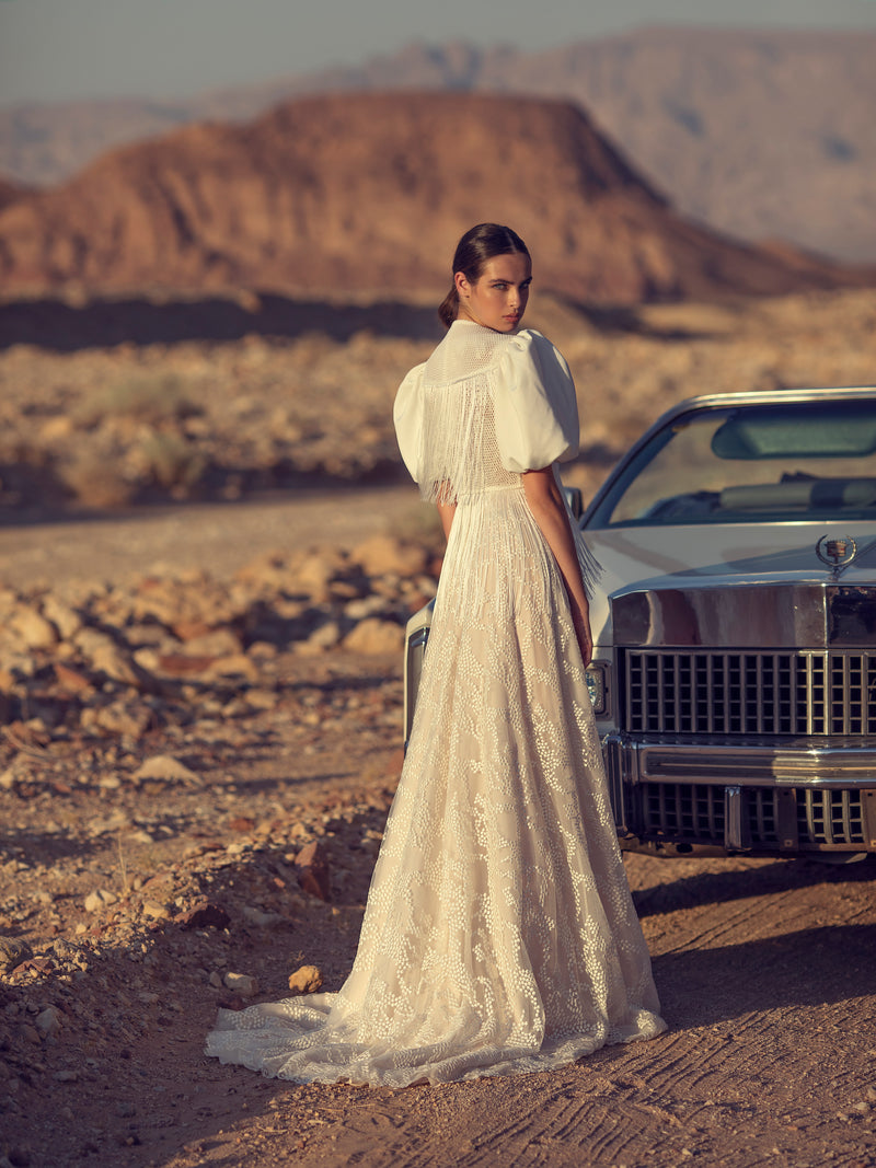 Vestido de novia elegante con bolero