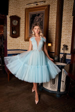 Robe de bal mi-longue chic en tulle avec dentelle