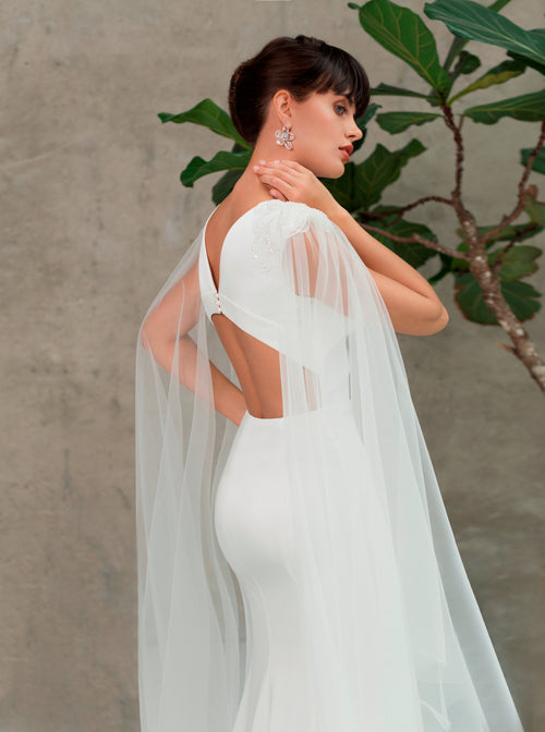 Robe de mariée sirène avec longues ailes amovibles en tulle