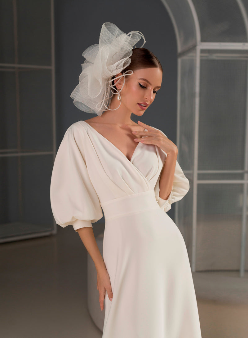 Robe de mariée simple à manches mi-longues