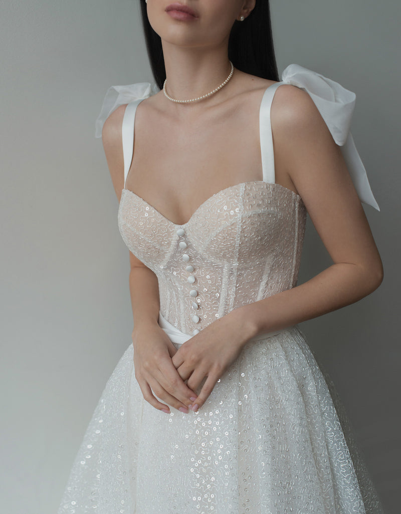 Vestido de novia corte A sin tirantes