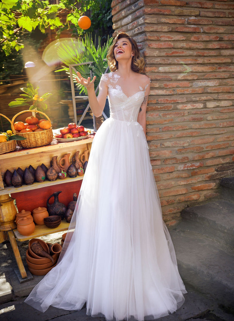 Vestidos de novia con corsé de corte A