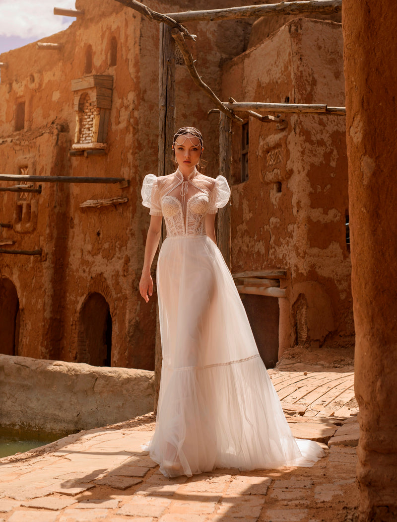 So Chic: vestido de noiva sem alças com bolero