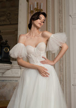 Strapless Sweetheart Wedding Dress with Removable Sleeves