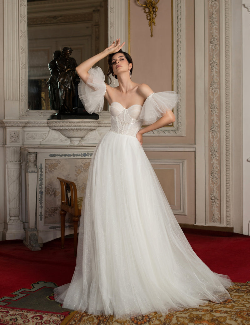 Robe de mariée chérie sans bretelles avec manches amovibles