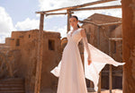 Fabuloso vestido de novia con mangas acampanadas extraíbles