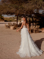 Sweetheart Tiered Skirt Ball Gown Wedding Dress