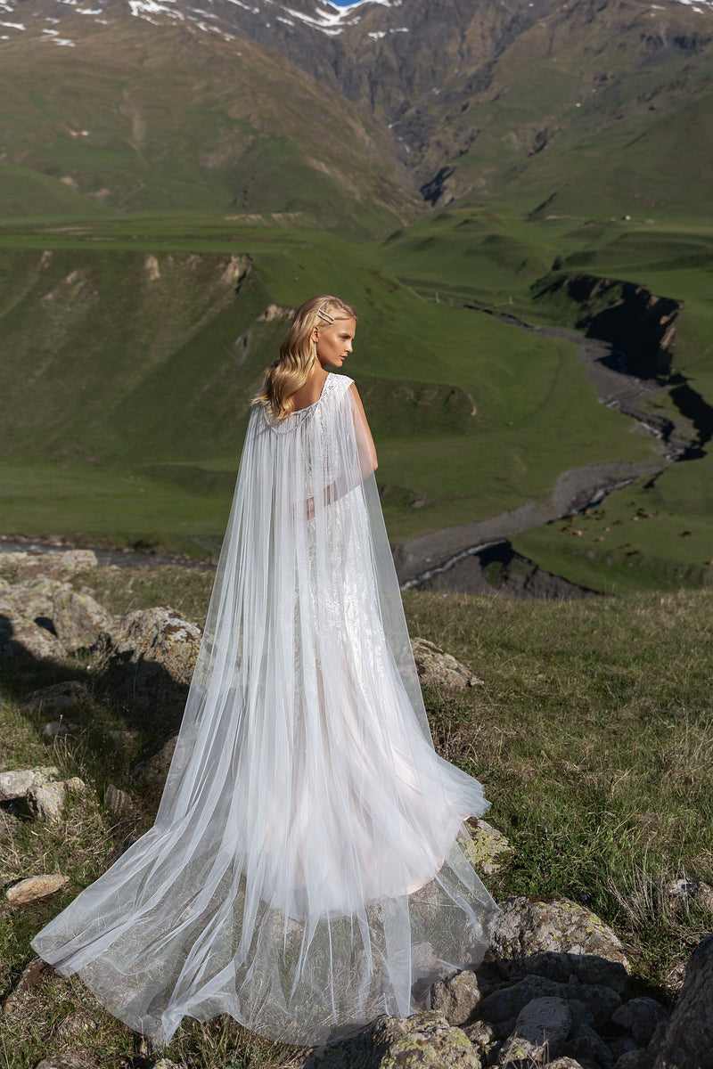 Mermaid Wedding Dress with Tulle Cape