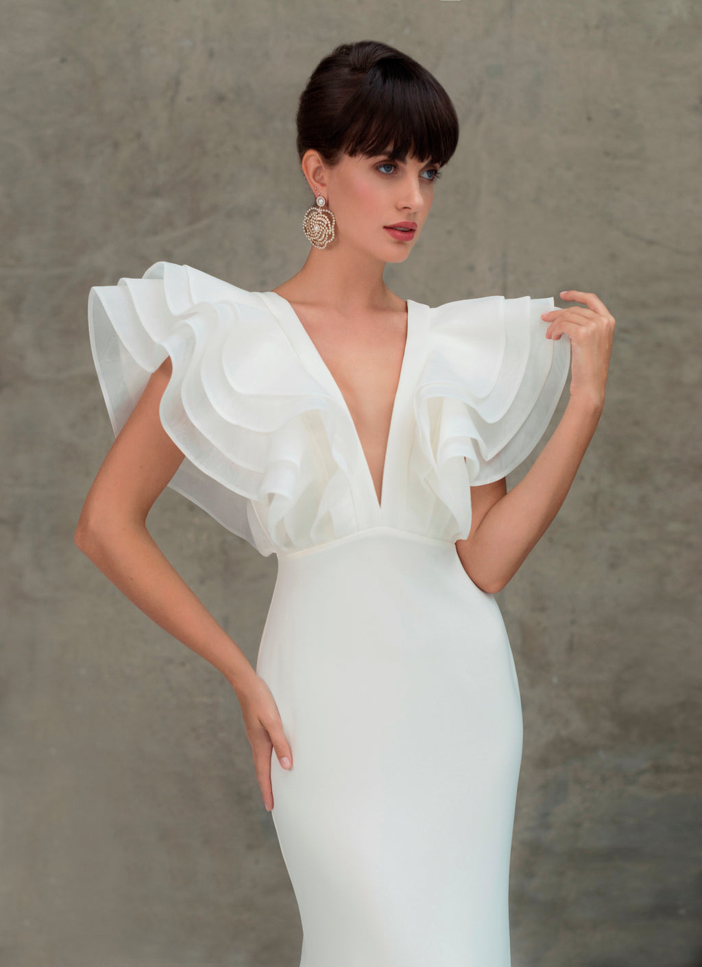 fitted lace wedding dress Short Sleeve Mermaid Wedding Gown EU32 / Off-White