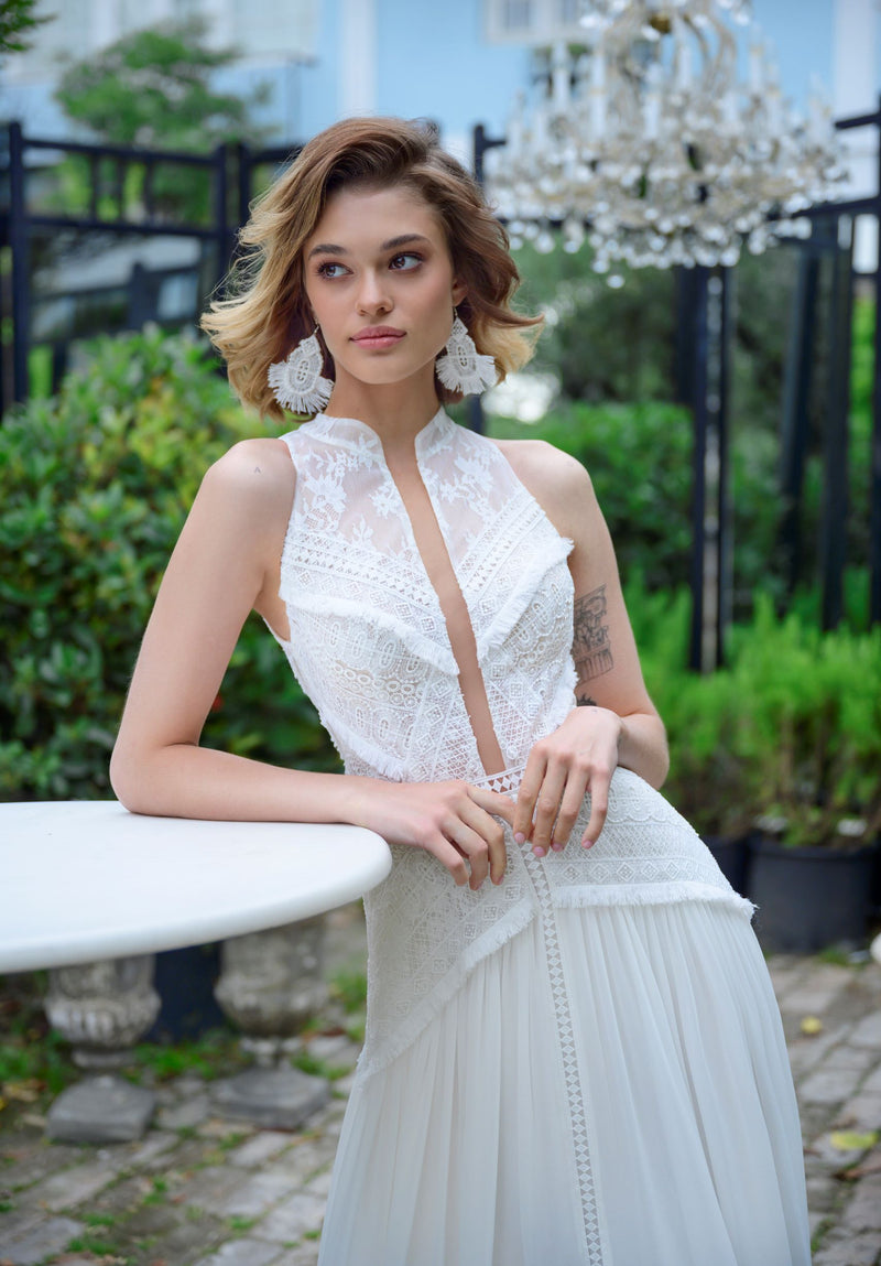 Robe de mariée bohème à col haut