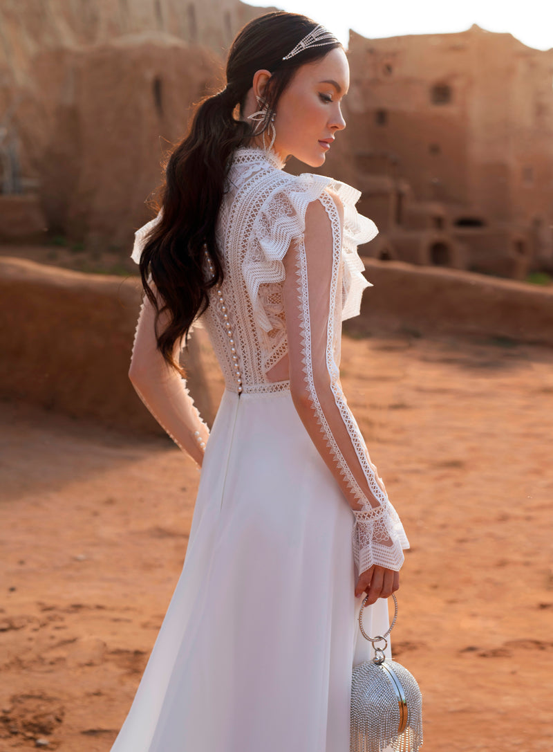 Vestido de novia bohemio evasé de manga larga