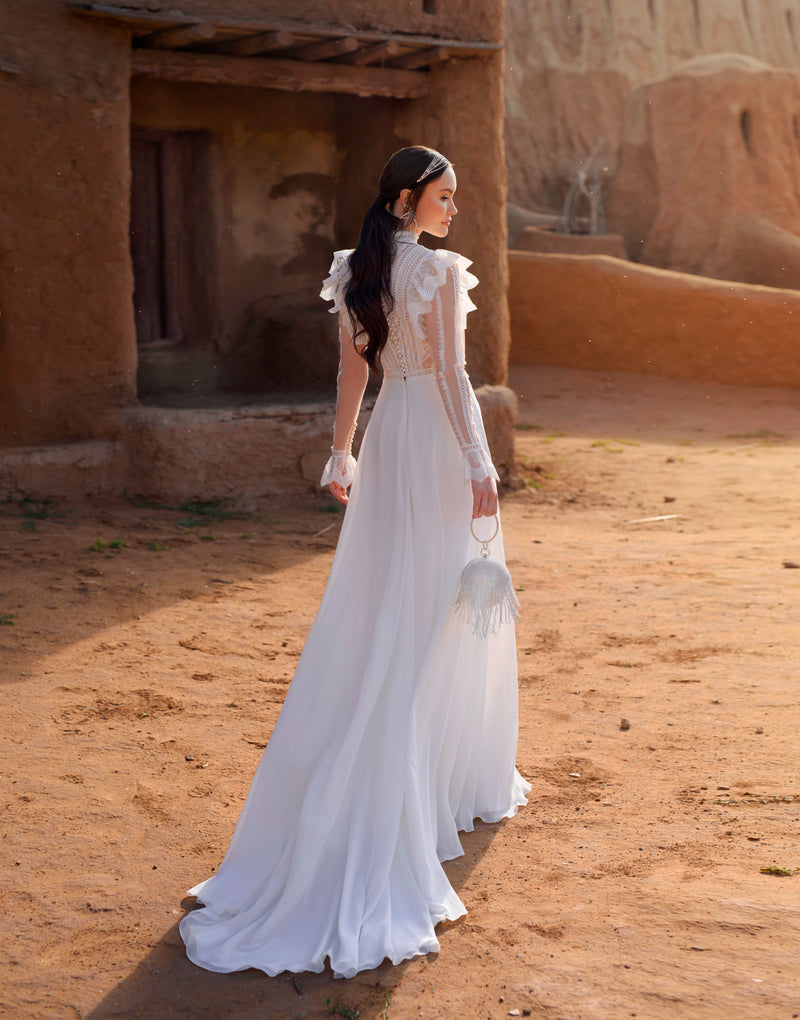 Long Sleeve A-Line Boho Wedding Gown Long Sleeve A-Line Boho Wedding Gown