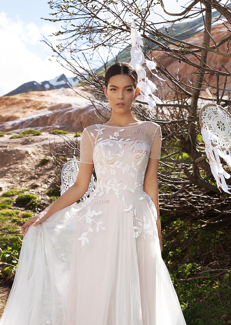 Short sleeve wedding dress Clearance