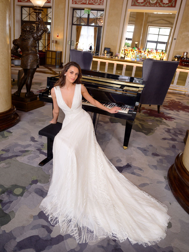 Open Back V-Neck Sexy Sleeveless Glitter Wedding Dress HAREM's Brides Open Back V-Neck Sexy Sleeveless Glitter Wedding Dress HAREM's Brides
