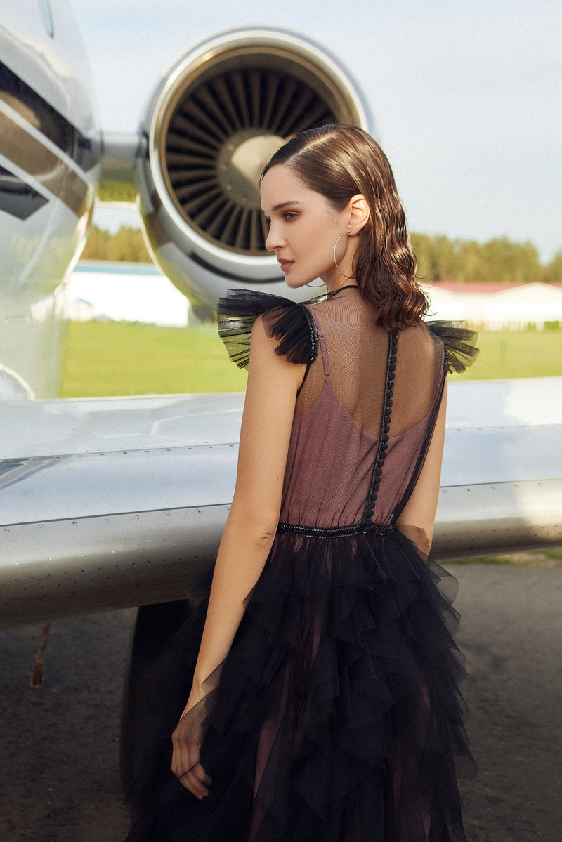 Elegante vestido de festa preto manga comprida chá