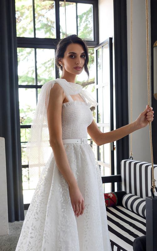 Robe de mariée délicate sans manches 