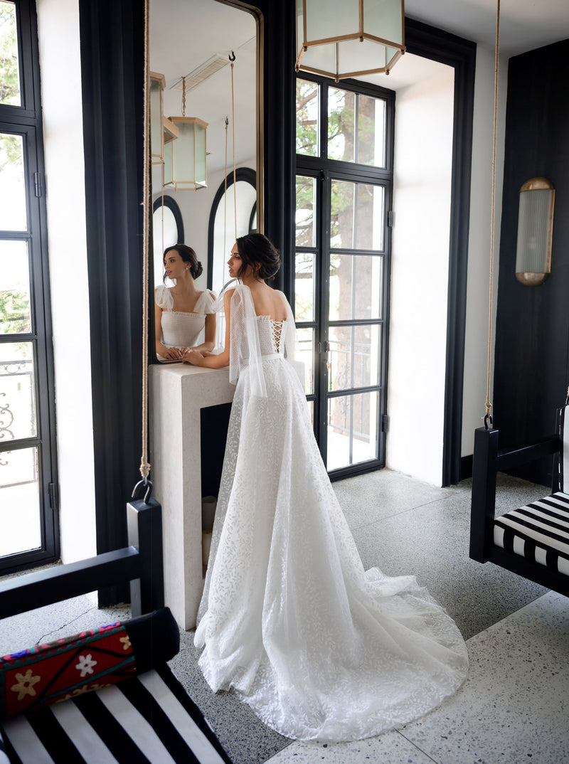 Robe de mariée délicate sans manches 