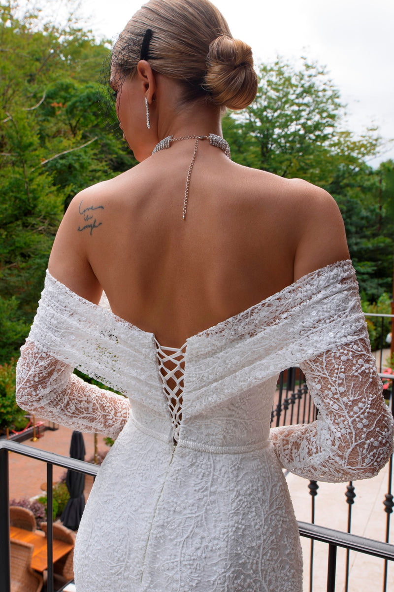 Timeless Off-Shoulder Lace Mermaid Wedding Dress