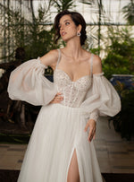 Requintado vestido de noiva com alça fina e brilho com mangas removíveis