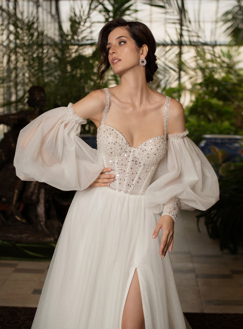 Exquisite Spaghetti Strap Glitter Wedding Gown with Removable Sleeves EU44 Exquisite Spaghetti Strap Glitter Wedding Gown with Removable Sleeves EU44