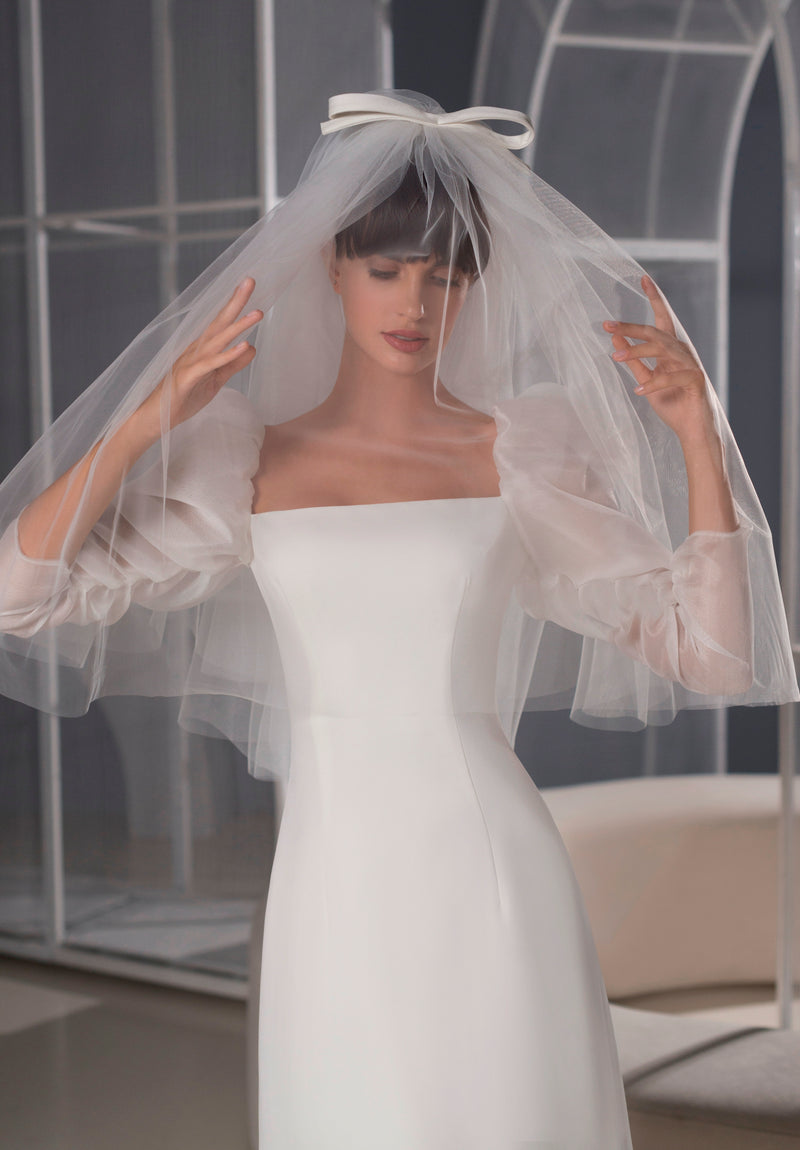 Vestido de noiva minimalista de manga comprida