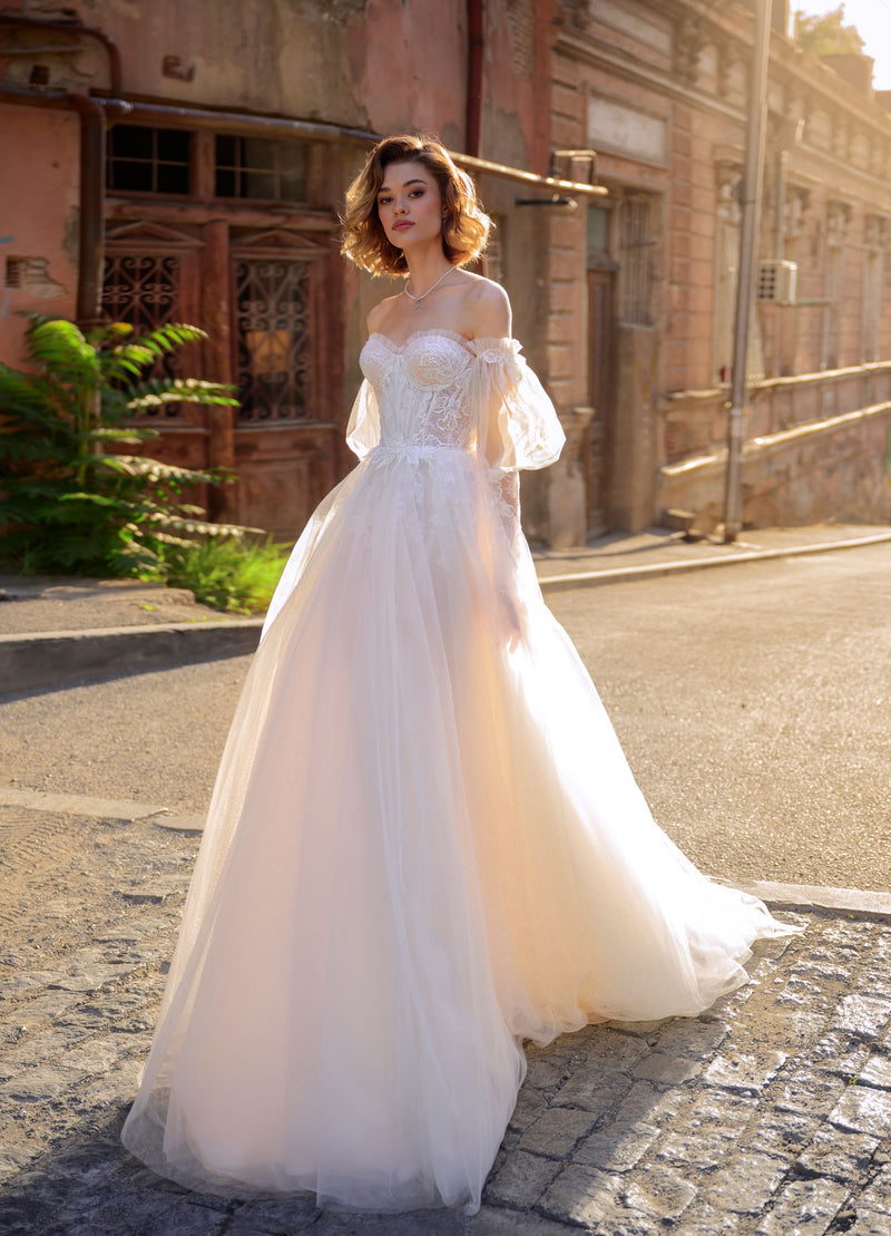 Robe de mariée bustier avec manches amovibles