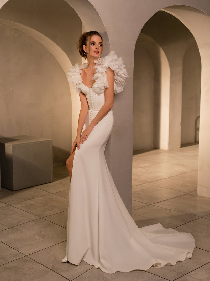 Impresionante vestido de novia de sirena con escote corazón