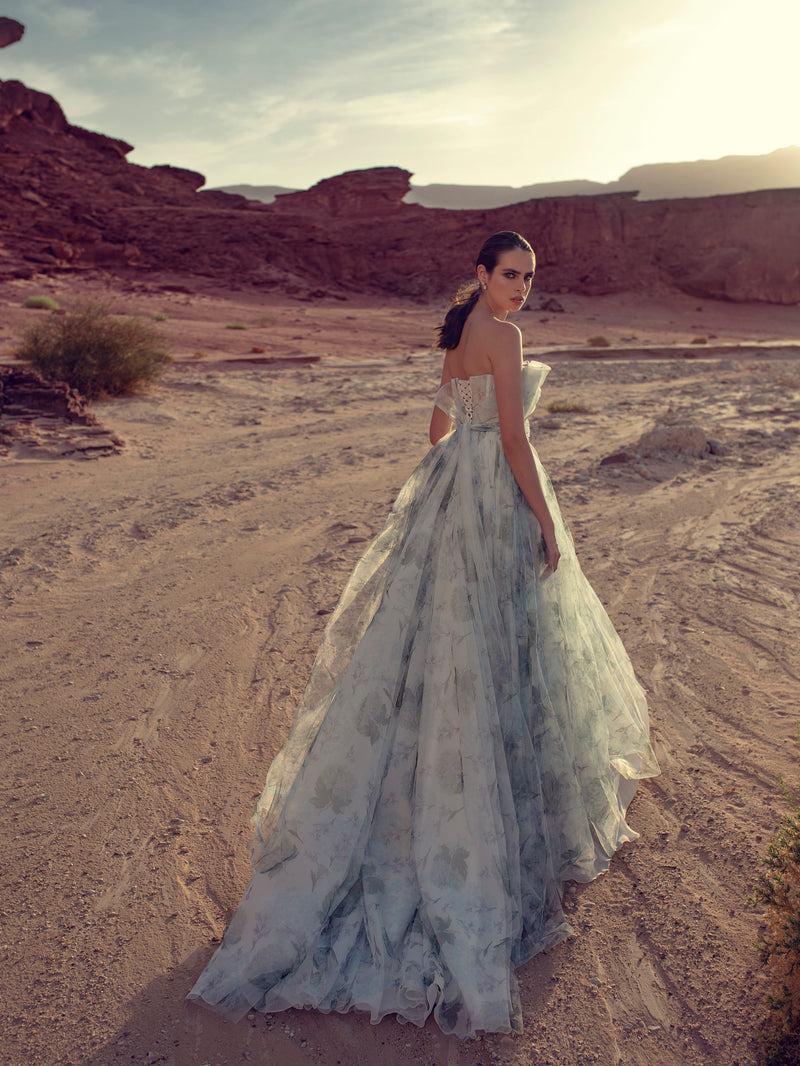 Vestido palabra de honor con tejido estampado floral