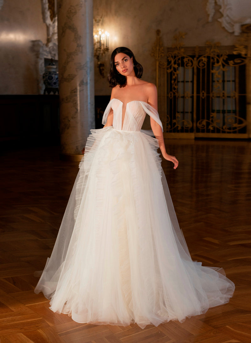 Robe de bal de mariée princesse en tulle à épaules dénudées