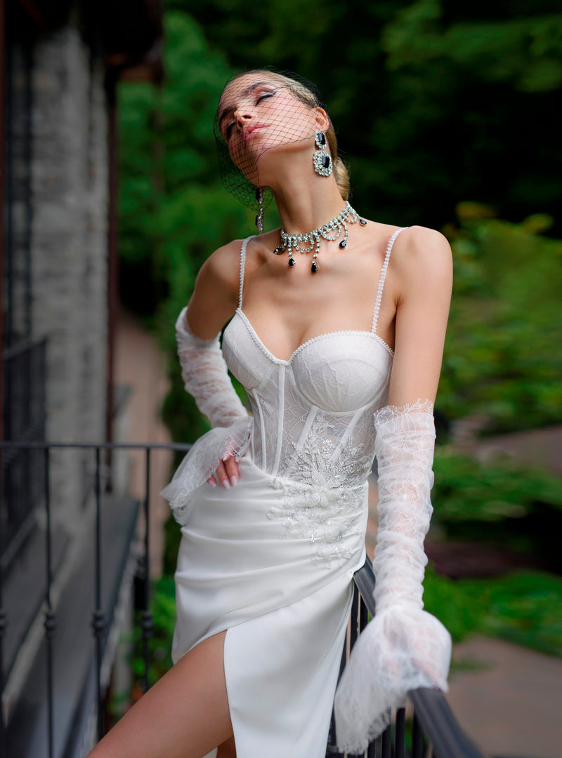 Robe de mariée sirène sexy à bretelles spaghetti avec manches amovibles